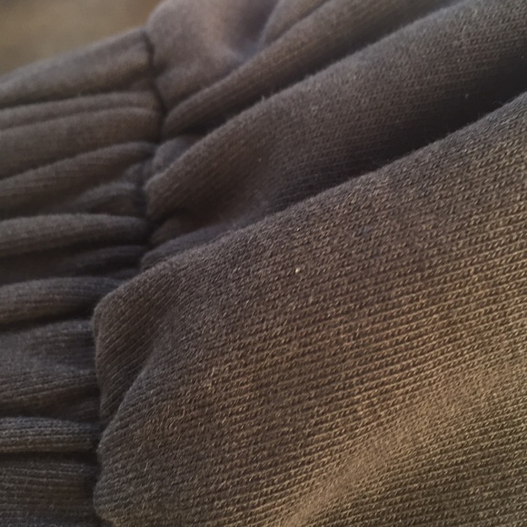 Color - Picture 3 of 3